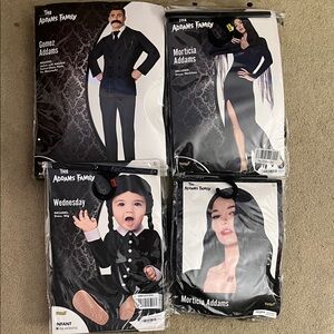 Full Addams Family Costume Set